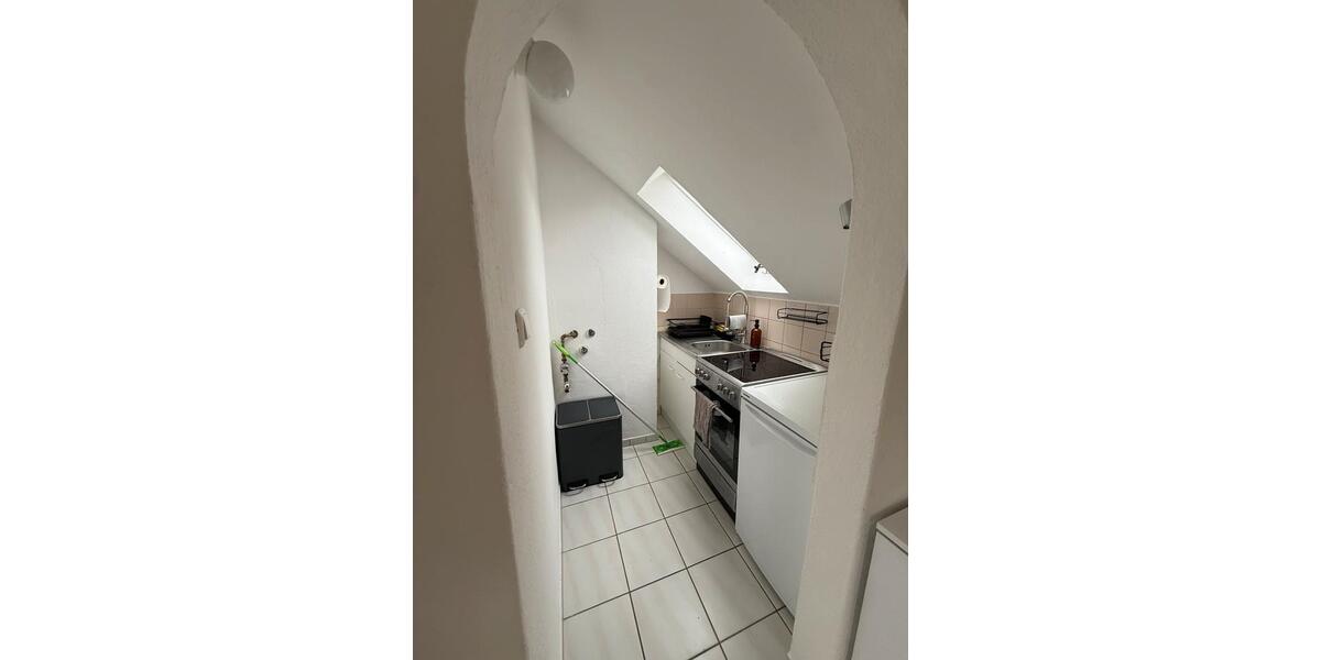 Dachgeschoßwohnung München Schwabing-Freimann - 2 Zimmer, 34 m&sup2;, 820&euro; | Angebot:26241909