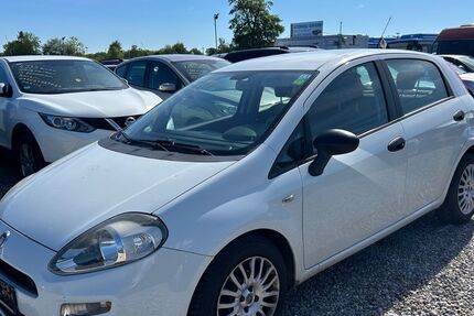 Fiat Punto 144.000 km 1.999 &euro; München 81829