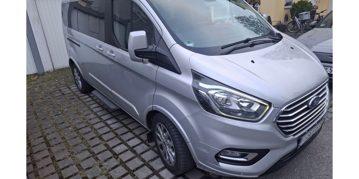 Ford Tourneo Custom 95.000 km 22.980 &euro; Fürstenfeldbruck 82256