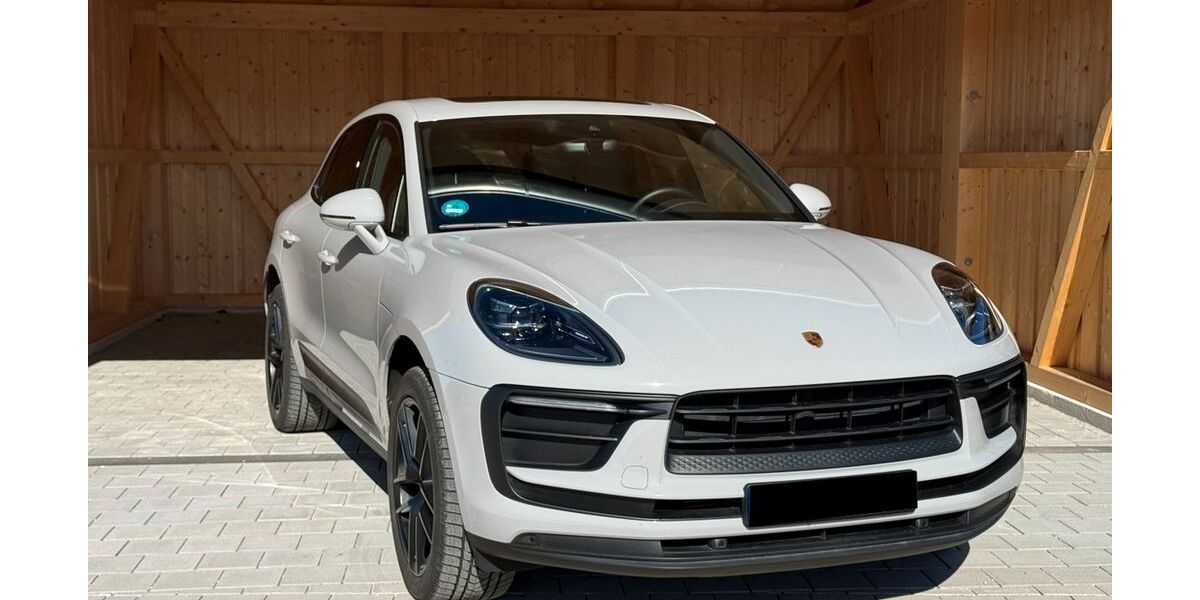 Porsche Macan 33.000 km 65.500 &euro; Egling 82544