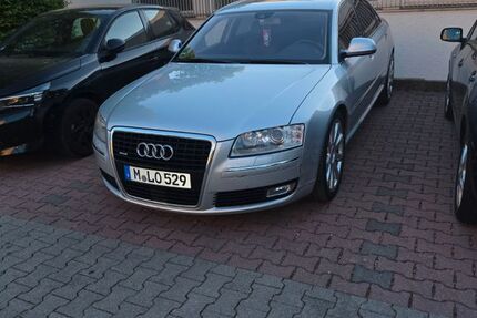Audi A8 246.000 km 8.200 &euro; Haar 85540