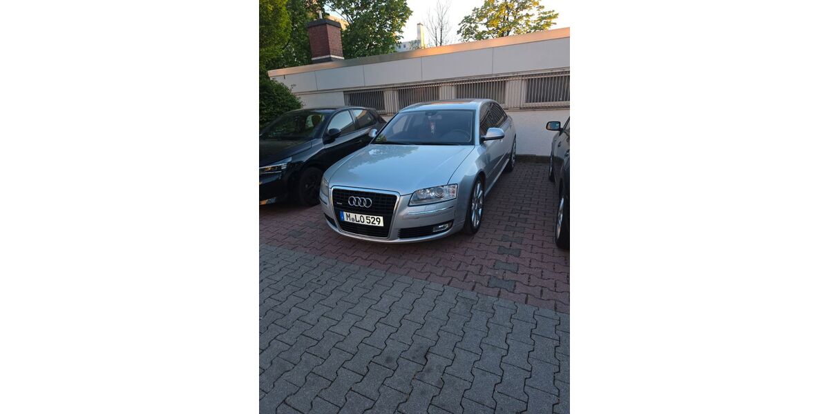Audi A8 246.000 km 8.200 &euro; Haar 85540