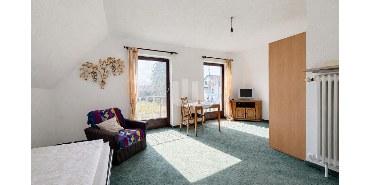WINDISCH IMMOBILIEN – sanierungsbedürftiges Einfamilienhaus in Gröbenzell in ruhiger, zentraler Lage - Einfamilienhaus Gröbenzell | Angebot:26065692