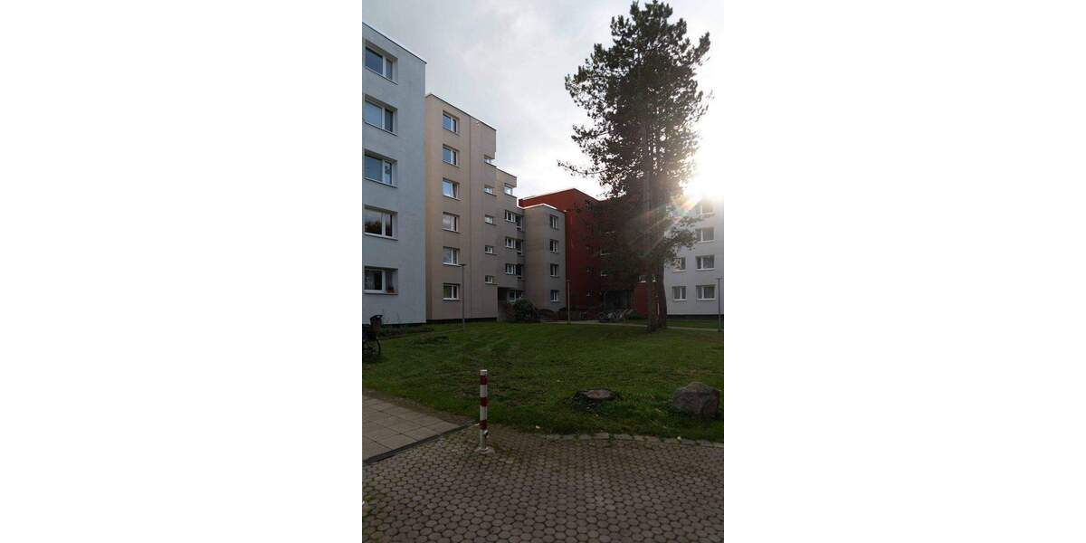 Tolle 3 Zimmer ETW 80,73 m² Wfl. mit TG-Stellplatz und Aufzug und Loggia in Ottobrunn 3 zimmer