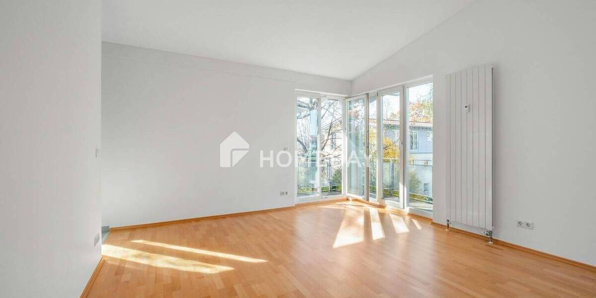 Stilvoll wohnen im Dachgeschoss 2 zimmer