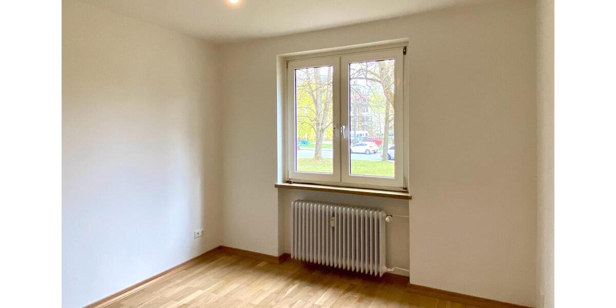 Erdgeschoßwohnung München Ramersdorf-Perlach - 4 Zimmer, 97 m&sup2;, 1.900&euro; | Angebot:26278127