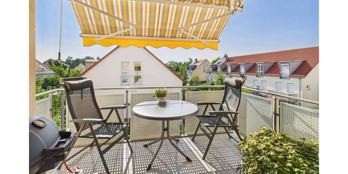 Einladendes Zuhause mit Sonnenbalkon und entspannter Atmosphäre 3 zimmer