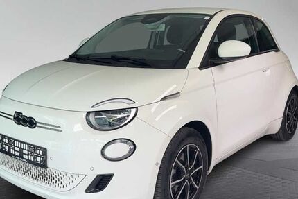 Fiat 500e 25.200 km 18.890 &euro; München 80339