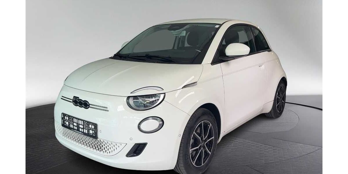 Fiat 500e 25.200 km 18.890 &euro; München 80339