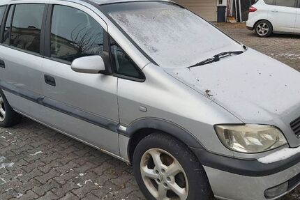 Opel Zafira 234.865 km 999 &euro; Putzbrunn 85640