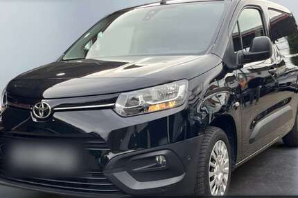 Toyota Proace City 65.760 km 16.990 € Grünwald 82031