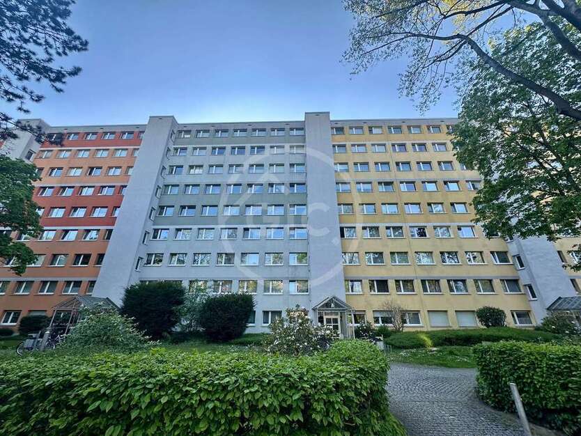 Wohnung zum Kaufen in München 300.000 € 52.1 m²