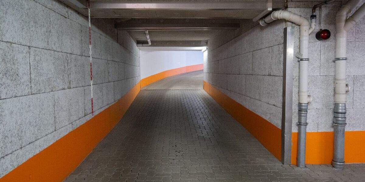 Garagen / Stellplätze Unterhaching - 13.500&euro; | Angebot:25851676