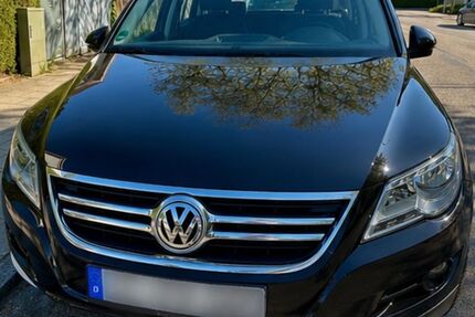 VW Tiguan 211.500 km 4.900 &euro; Unterhaching 82008
