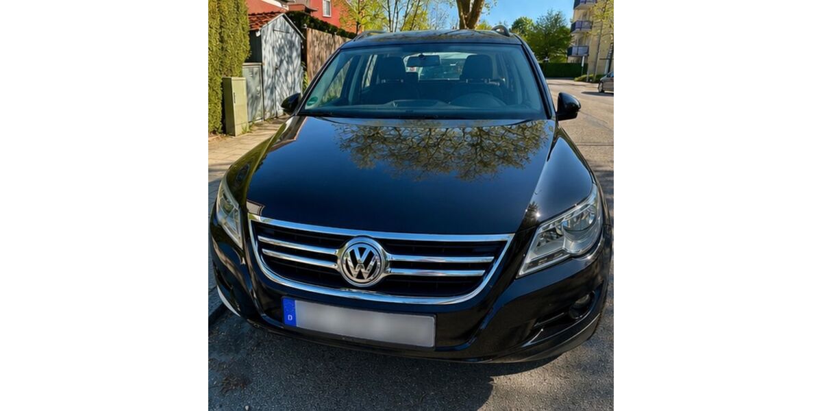 VW Tiguan 211.500 km 4.900 &euro; Unterhaching 82008