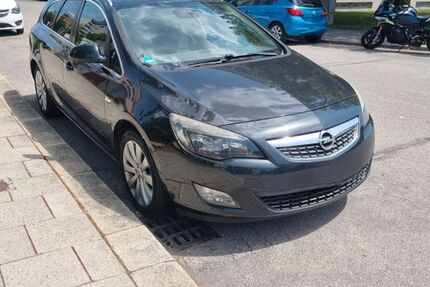 Opel Astra 232.000 km 1.500 &euro; München 80995