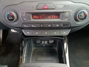 Kia SORENTO 2.2D AWD AT8 PLATINUM|NAVi|AHK|PDC|LEDER 108.763 km 24.960 &euro; Höhenkirchen-Siegertsbrun 85635