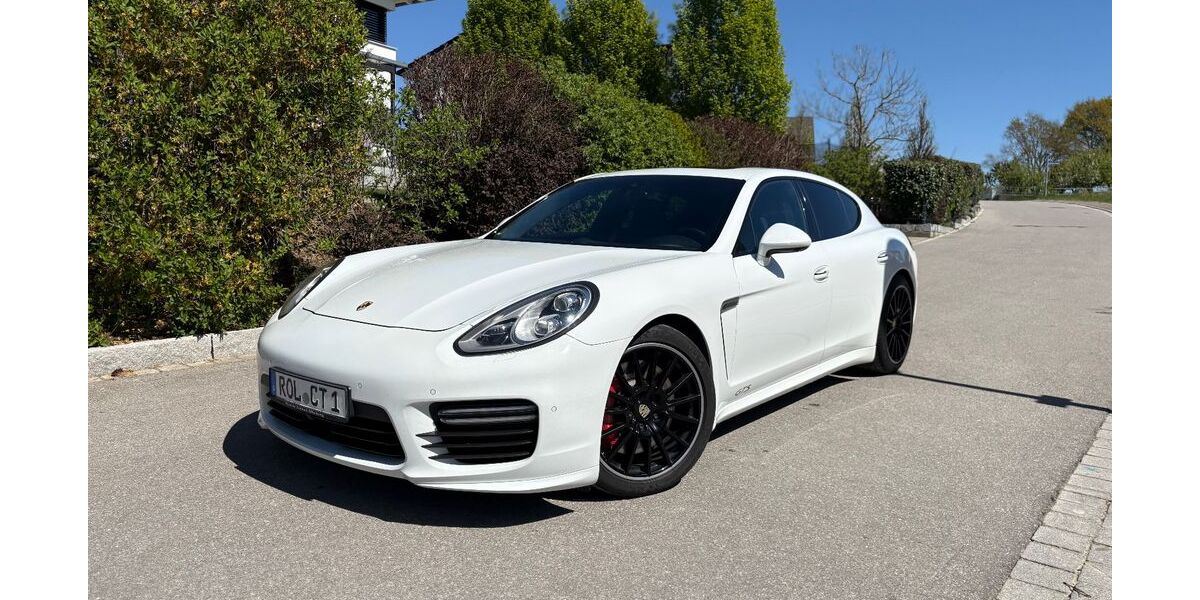 Porsche Panamera 178.600 km 36.499 &euro; München 81675