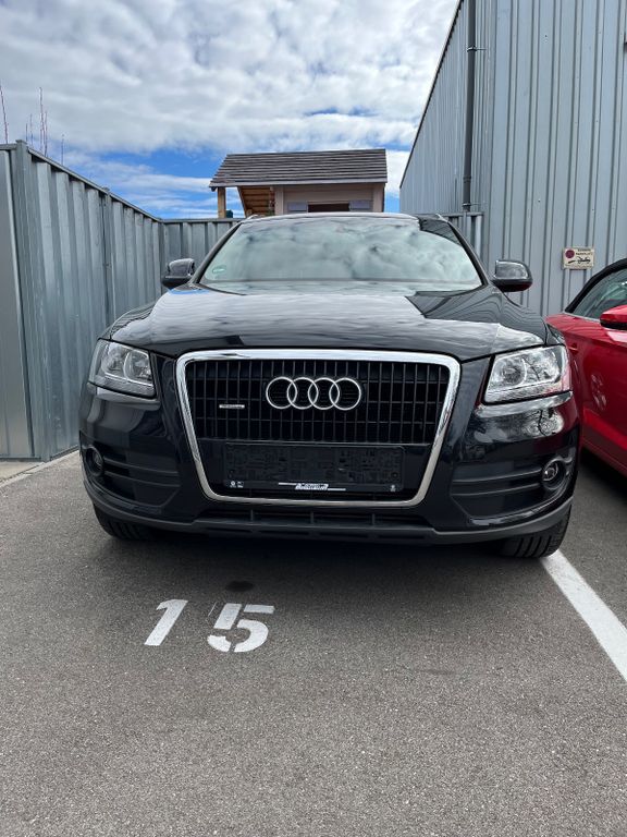 Audi Q5 153.000 km 13.700 € München 81929