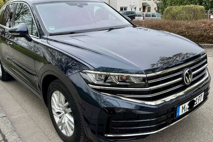 VW Touareg 56.300 km 49.999 &euro; Unterschleißheim 85716