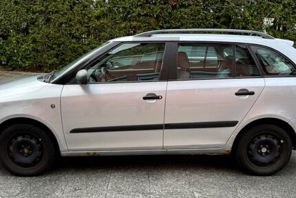 Skoda Fabia 146.000 km 980 &euro; München 81827