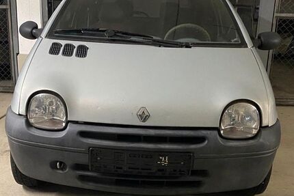 Renault Twingo 260.000 km 580 &euro; München 81927