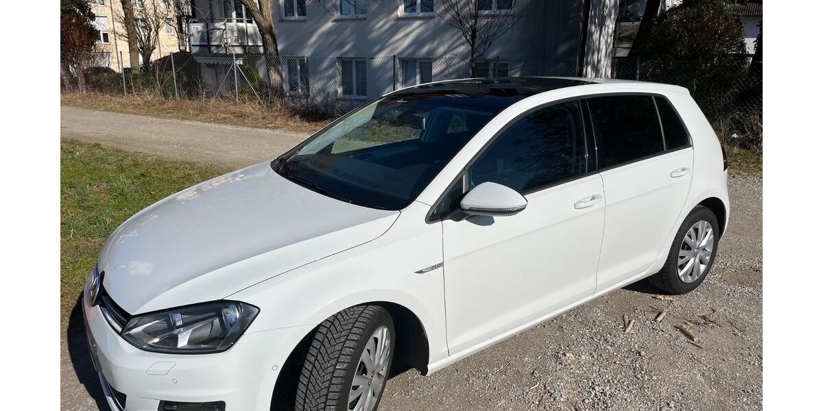 VW Golf 152.579 km 7.900 &euro; München 81677