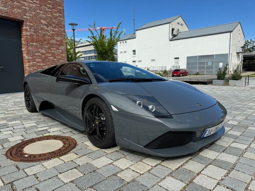 Lamborghini Murciélago 8.300 km 339.000 € Unterföhring 85774
