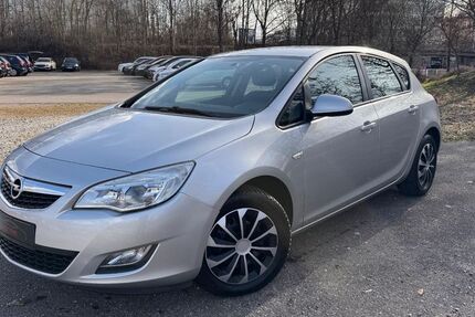 Opel Astra 115.900 km 4.800 &euro; München 80939