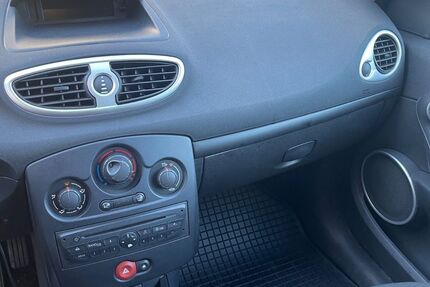 Renault Clio 192.400 km 2.900 &euro; Ismaning 85737