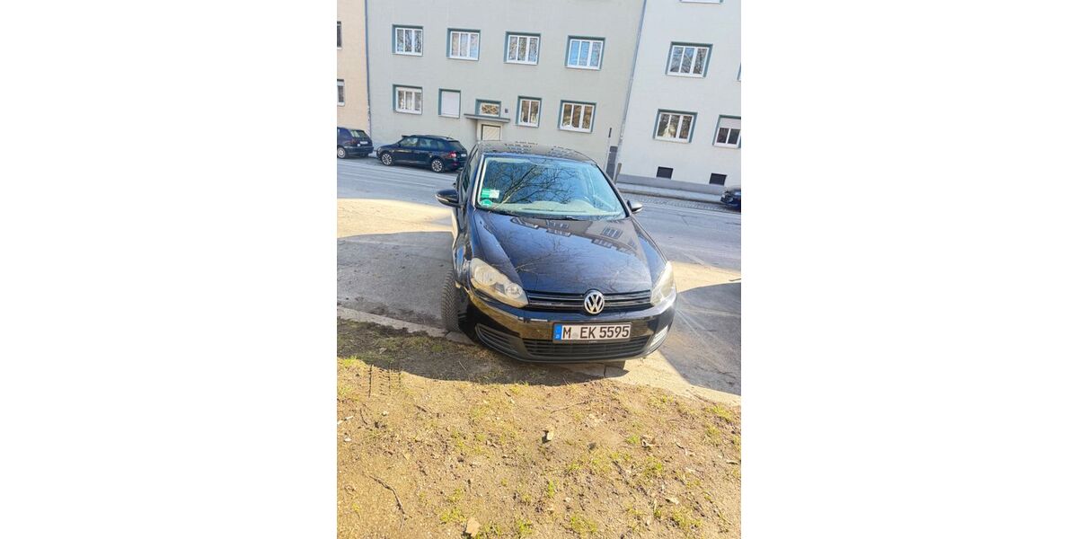 VW Golf 296.000 km 3.600 &euro; Munchen 80335