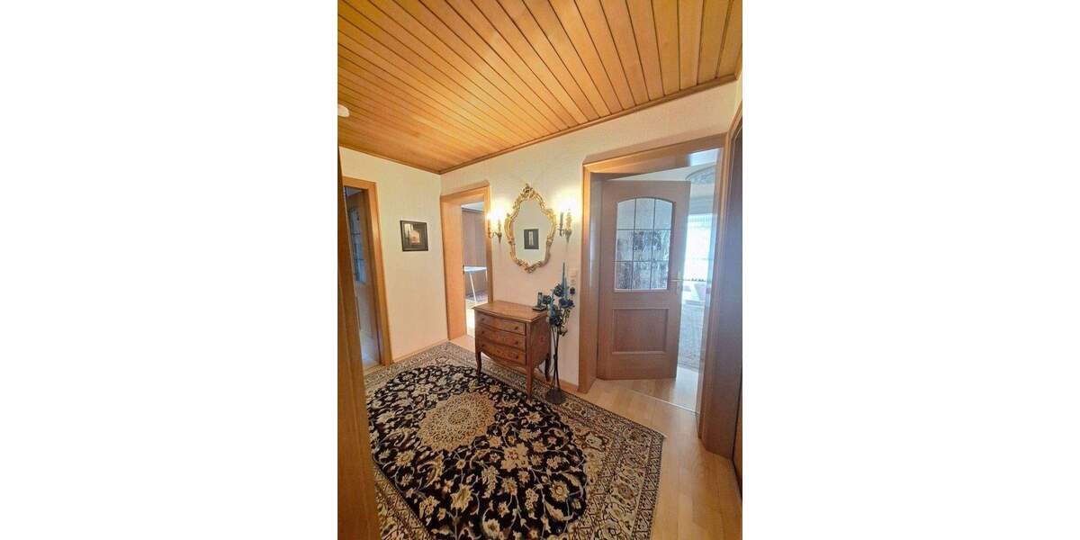 Mehrfamilienhaus, Wohnhaus Neufahrn bei Freising Neufahrn - 8 Zimmer, 224 m&sup2;, 1.150.000&euro; | Angebot:25662507