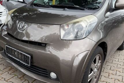 Toyota IQ 182.000 km 3.333 € München 81243