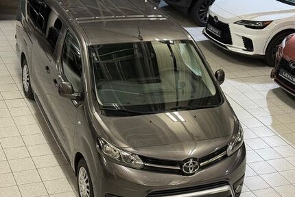 Toyota Proace (Verso) 52.405 km 29.688 &euro; Poing bei München 85586