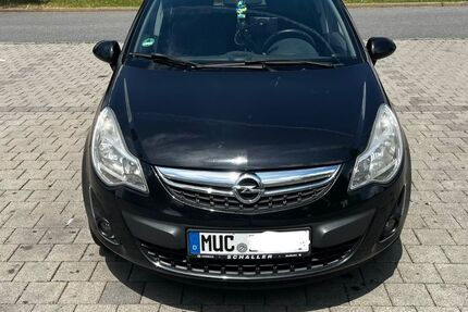 Opel Corsa 130.000 km 5.300 &euro; München 80804