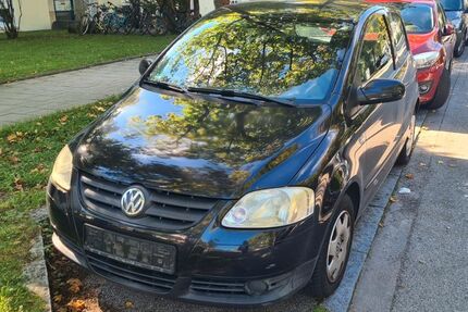 VW Fox 130.799 km 1.000 € München 81369