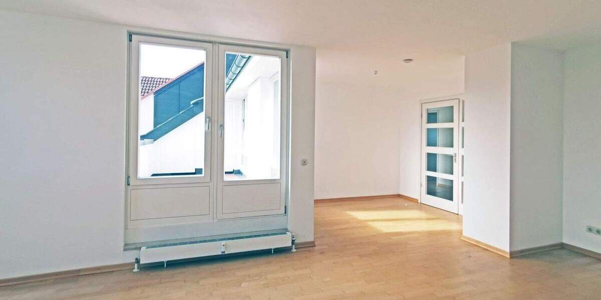 Etagenwohnung Unterhaching - 2 Zimmer, 90 m&sup2;, 1.460&euro; | Angebot:25741929