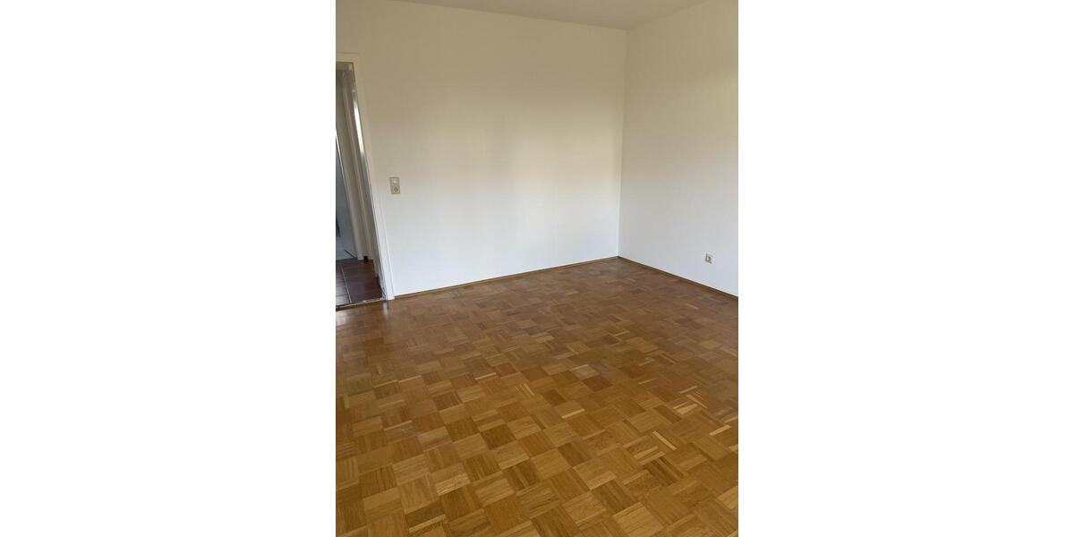 Terrassenwohnung Planegg - 3 Zimmer, 70 m&sup2;, 1.500&euro; | Angebot:26115293