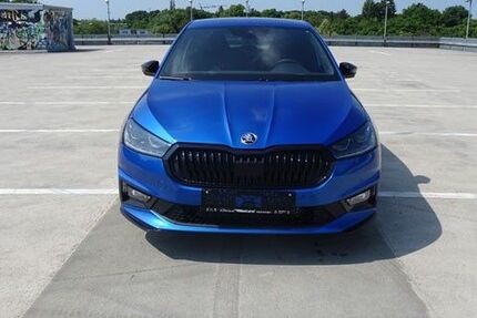 Skoda Fabia 5.000 km 24.200 &euro; München 80686