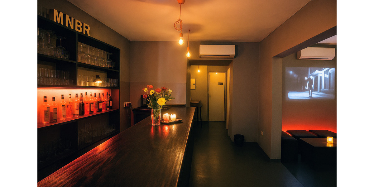 * Bar exklusiv mieten zum Geburtstag feiern minibar in München * zimmer