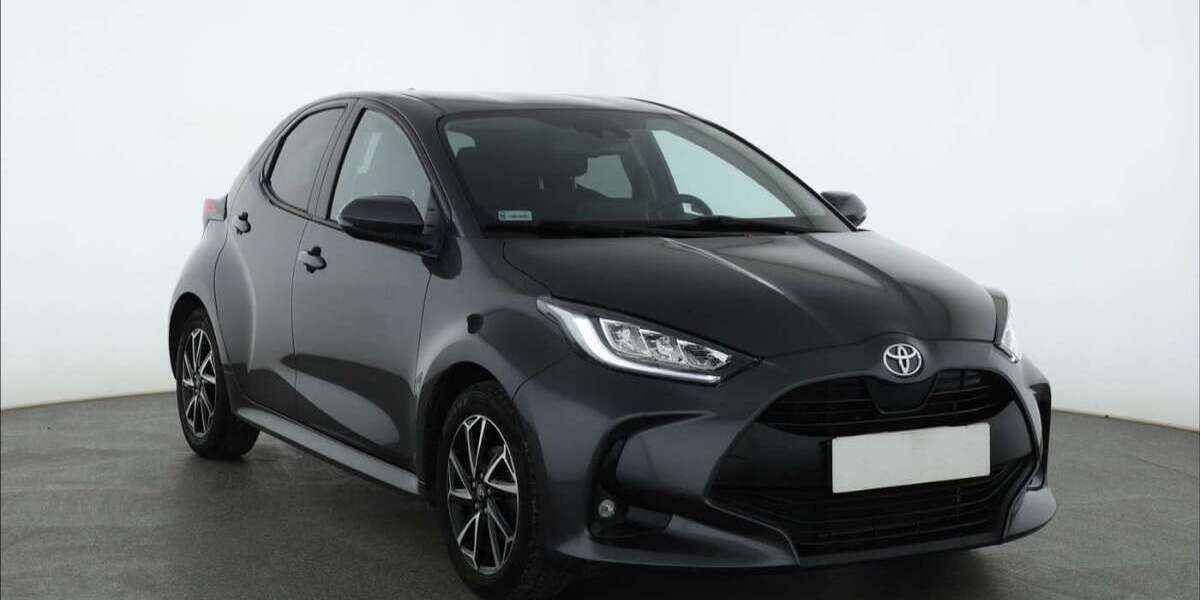 Toyota Yaris 84.591 km 16.990 &euro; München 80687