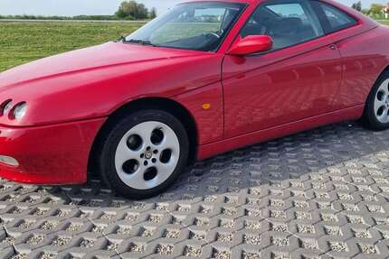 Alfa Romeo GTV 96.600 km 7.900 &euro; Fürstenfeldbruck 82256