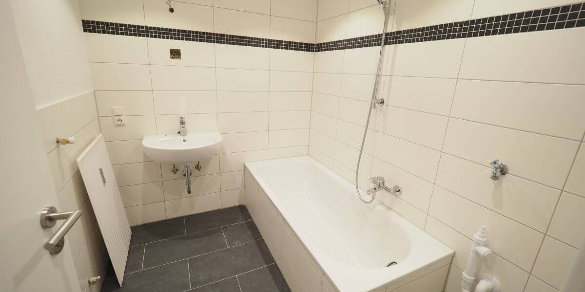 Etagenwohnung Unterschleißheim Lohhof - 3 Zimmer, 80 m&sup2;, 1.550&euro; | Angebot:26319709