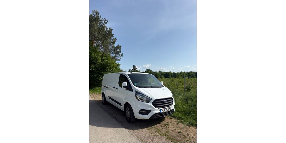 Ford Transit Custom 136.000 km 18.990 &euro; München 81827