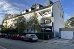 Sonnige DG-Wohnung mit charmantem Wohnambiente in Nymphenburg in der Nähe des Hirschgartens! - Dachgeschoßwohnung München Nymphenburg | Angebot:27737032