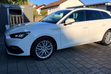 Seat Leon 79.680 km 17.990 &euro; Neufahrn 85375
