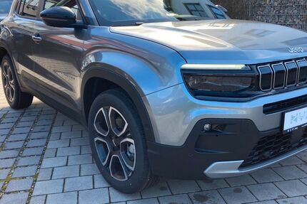 Jeep Avenger 2.650 km 31.590 &euro; Ismaning 85737