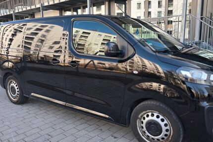 Opel Vivaro 116.000 km 17.700 &euro; NEURIED 82061