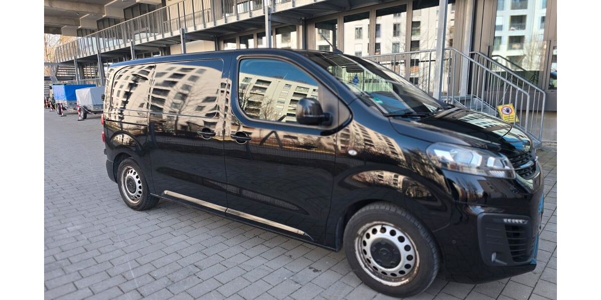 Opel Vivaro 116.000 km 18.000 &euro; NEURIED 82061