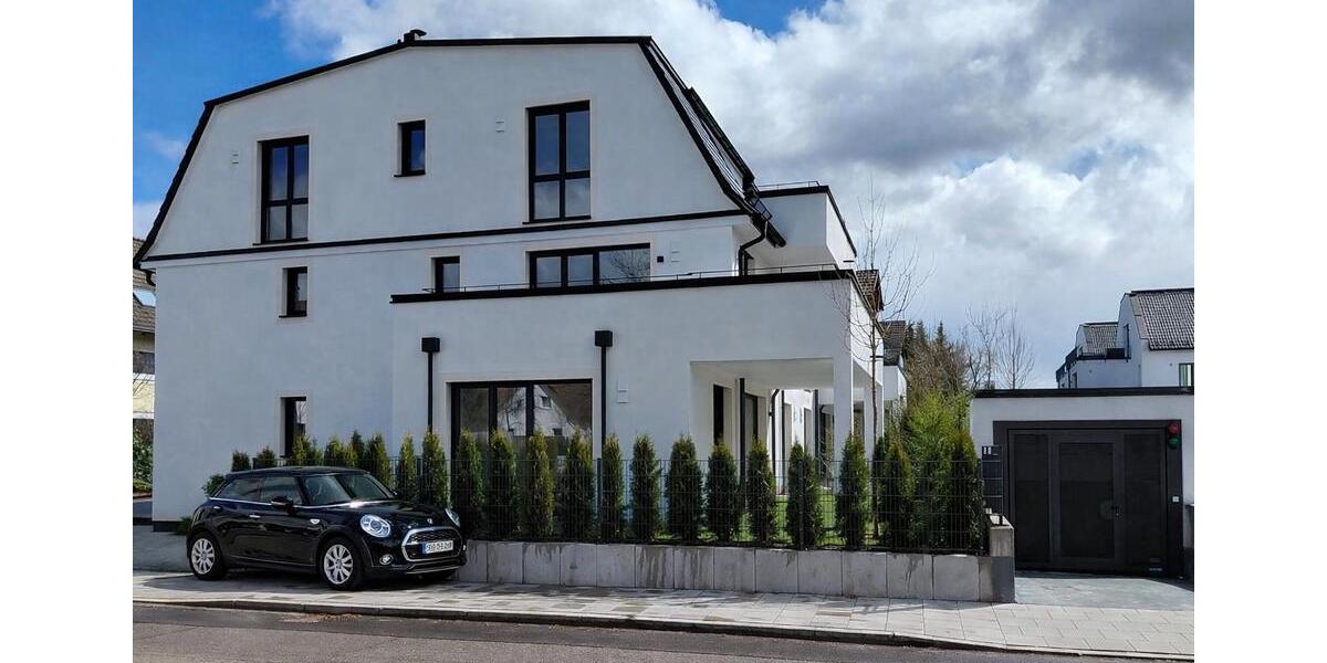 Dachgeschoßwohnung Germering - 3 Zimmer, 98 m&sup2;, 2.050&euro; | Angebot:25963109